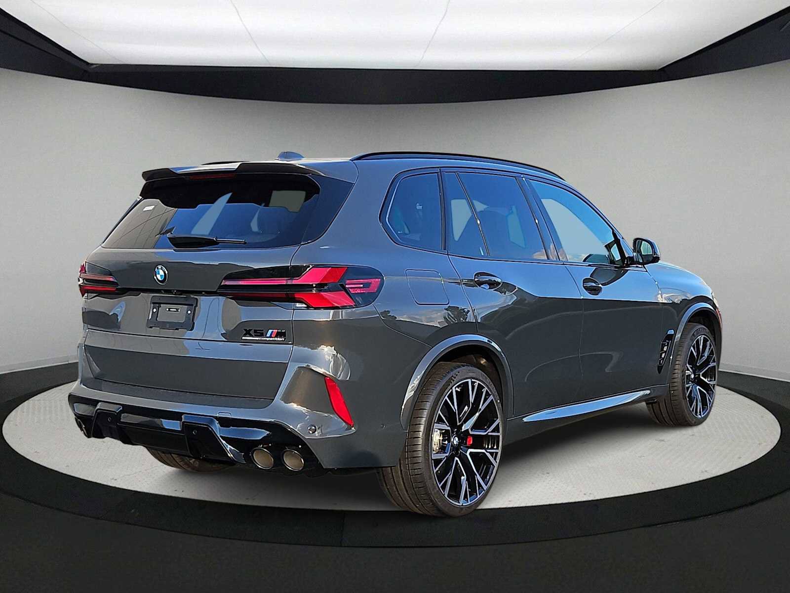New 2026 BMW X5 M Competition w/ Executive Package image 8