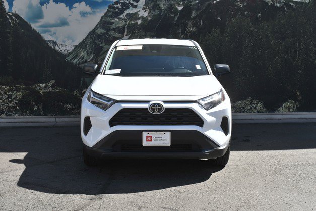Certified 2025 Toyota RAV4 LE AWD/4WD image 5