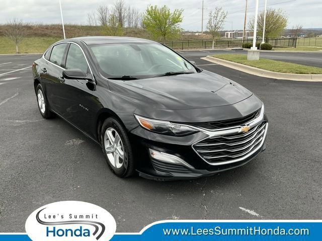 Used 2021 Chevrolet Malibu LS image 1