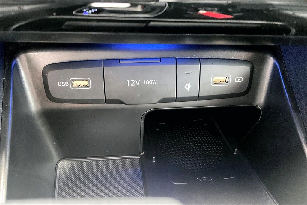 Used 2023 Hyundai Santa Cruz Limited image 17