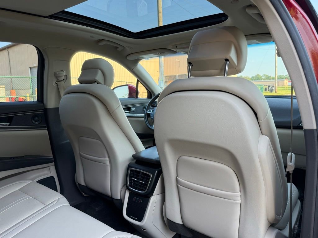Used 2019 Lincoln Nautilus Reserve image 19