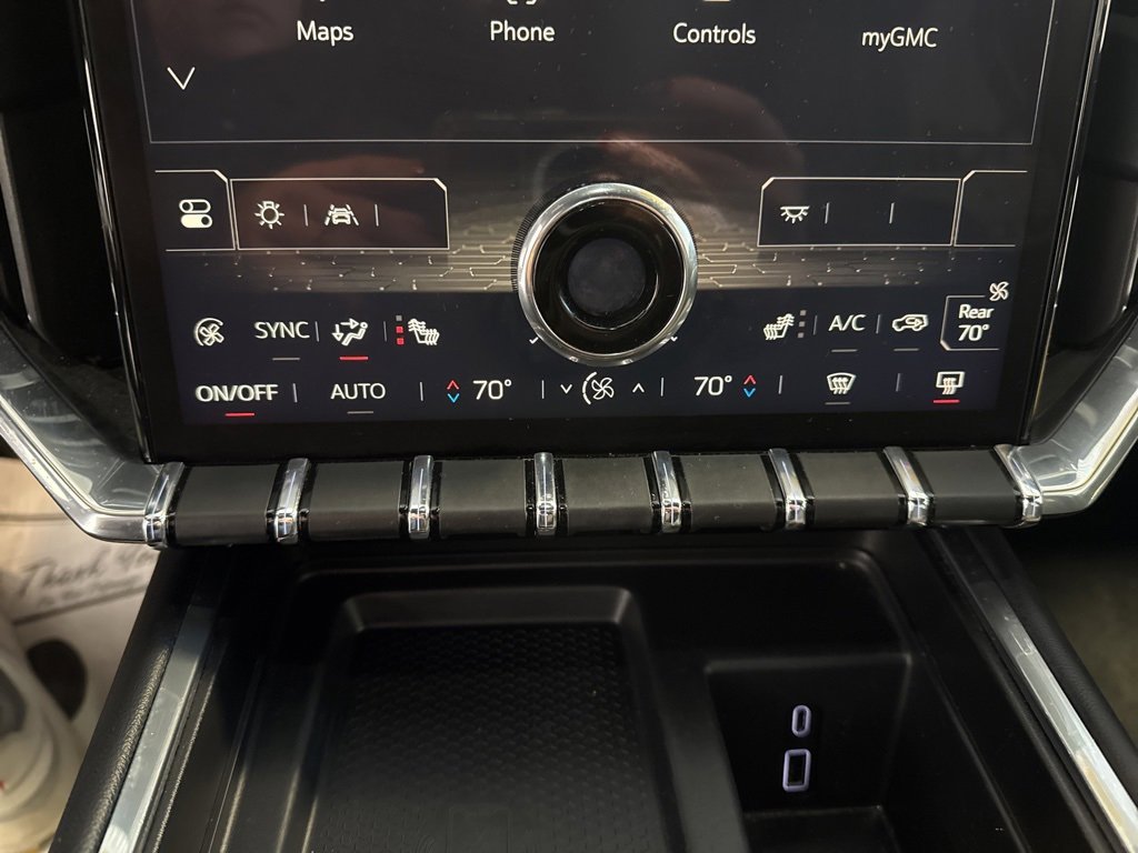 Used 2025 GMC Acadia Elevation image 15