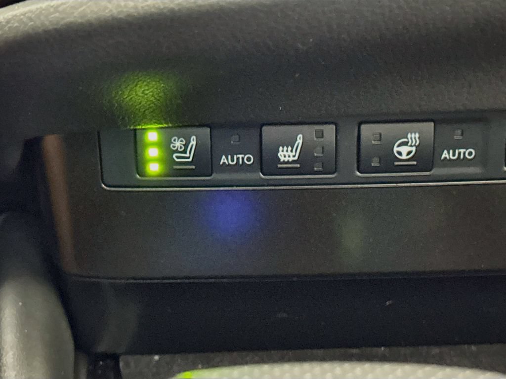 Certified 2024 Lexus ES 350 F Sport w/ Accessory Package (Z2) FWD image 21