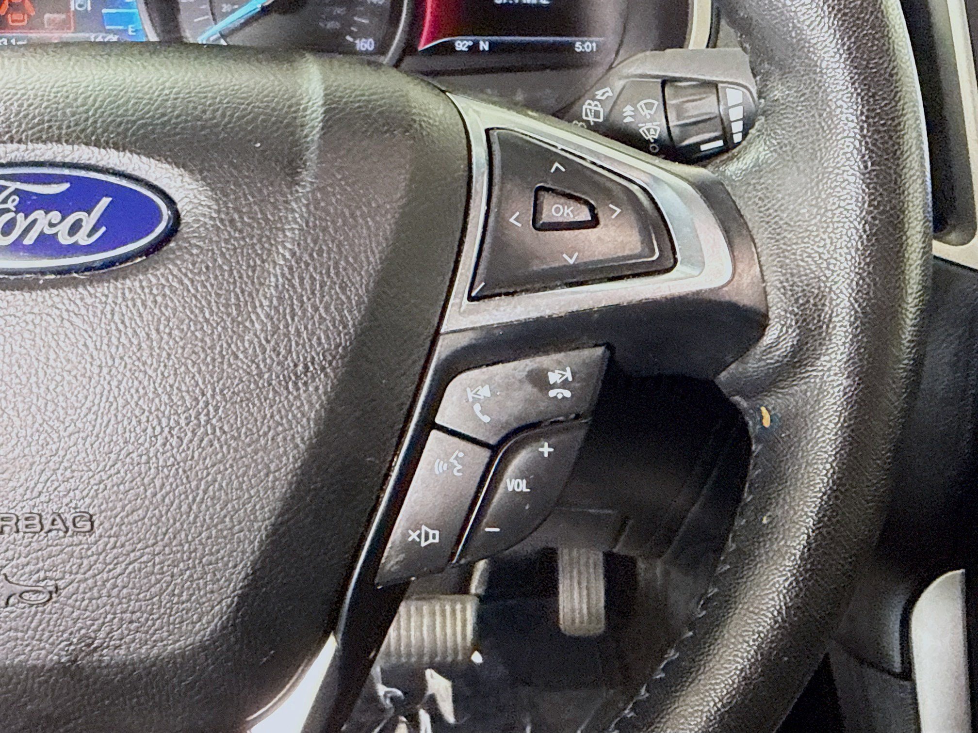 Used 2020 Ford Edge SEL FWD image 15