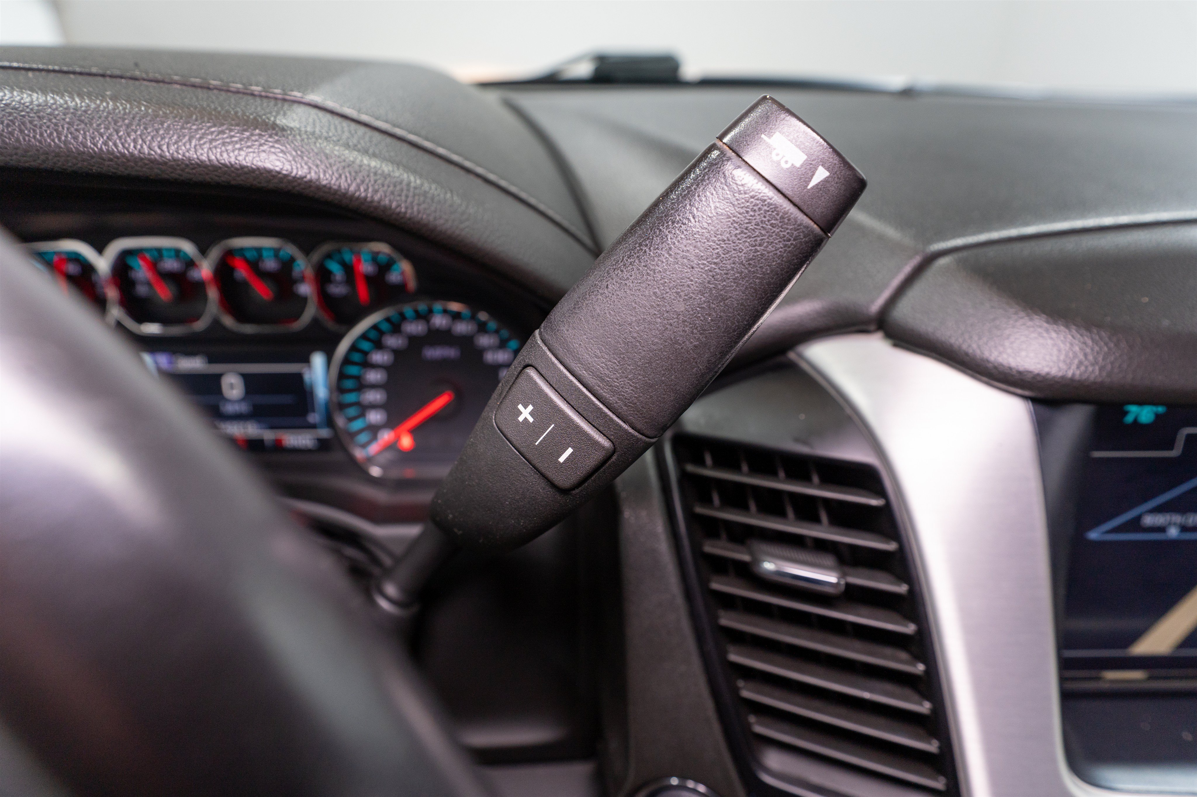 Used 2019 GMC Yukon XL SLT AWD/4WD image 26