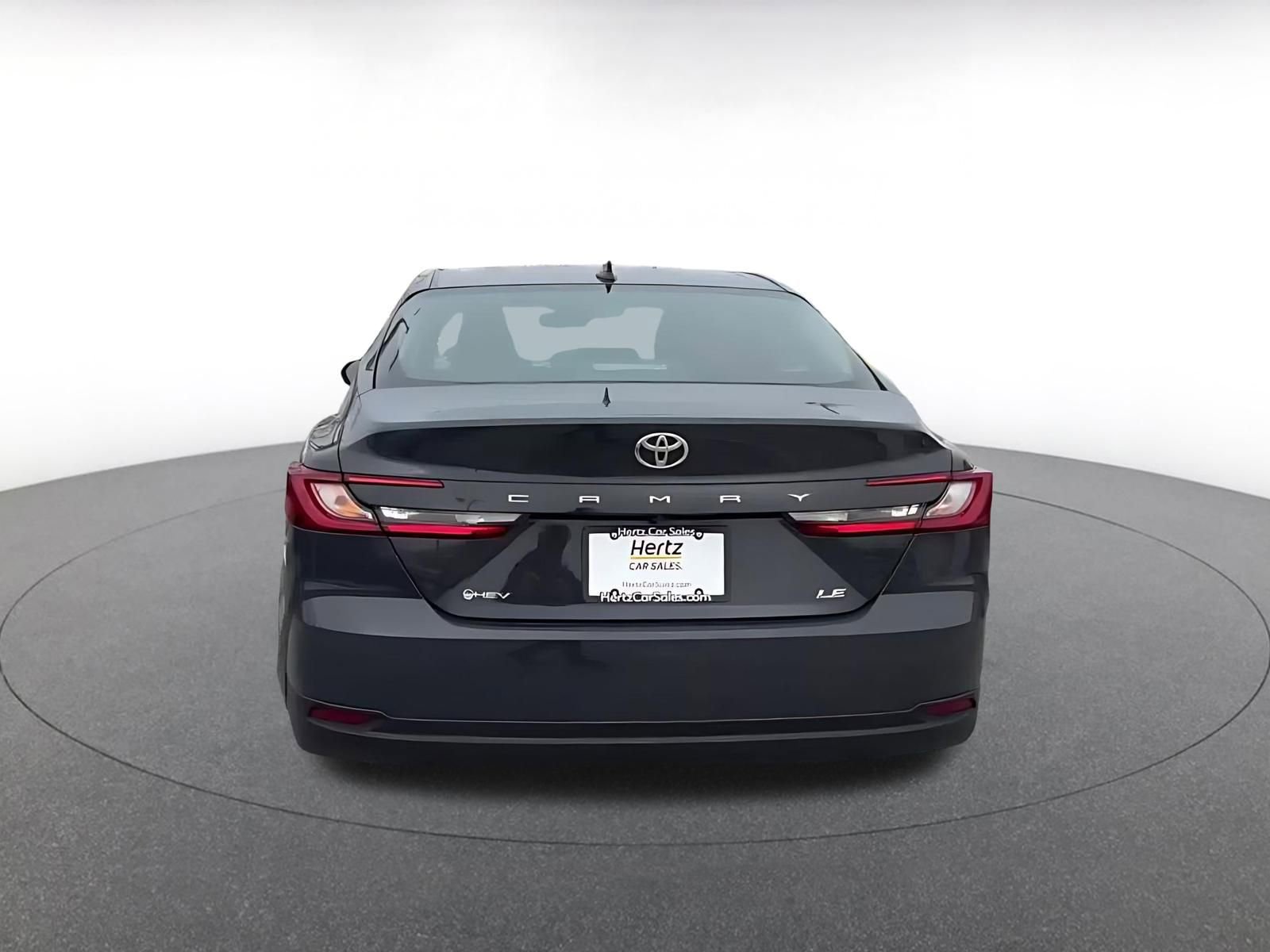 Used 2025 Toyota Camry LE image 12