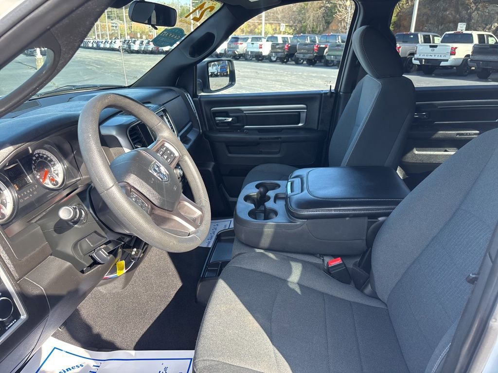 Used 2021 RAM 1500 Classic Warlock image 8