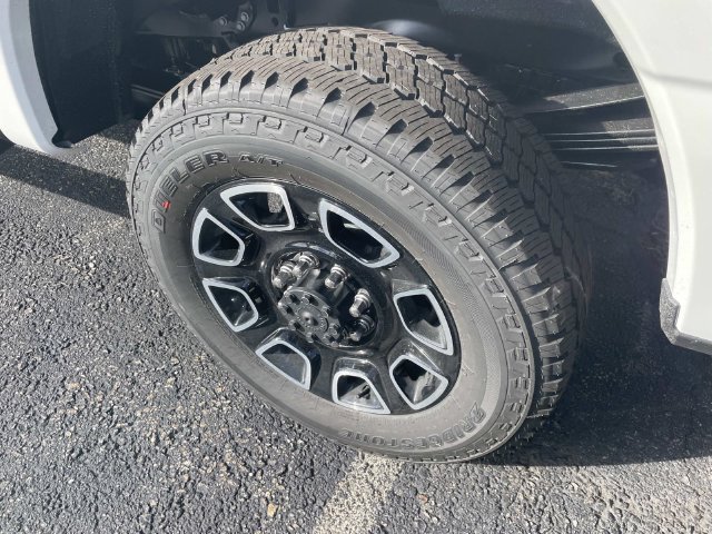 New 2027 Ford F350 Platinum AWD/4WD image 4