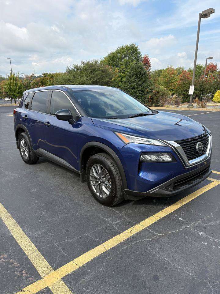 Used 2021 Nissan Rogue S FWD image 3