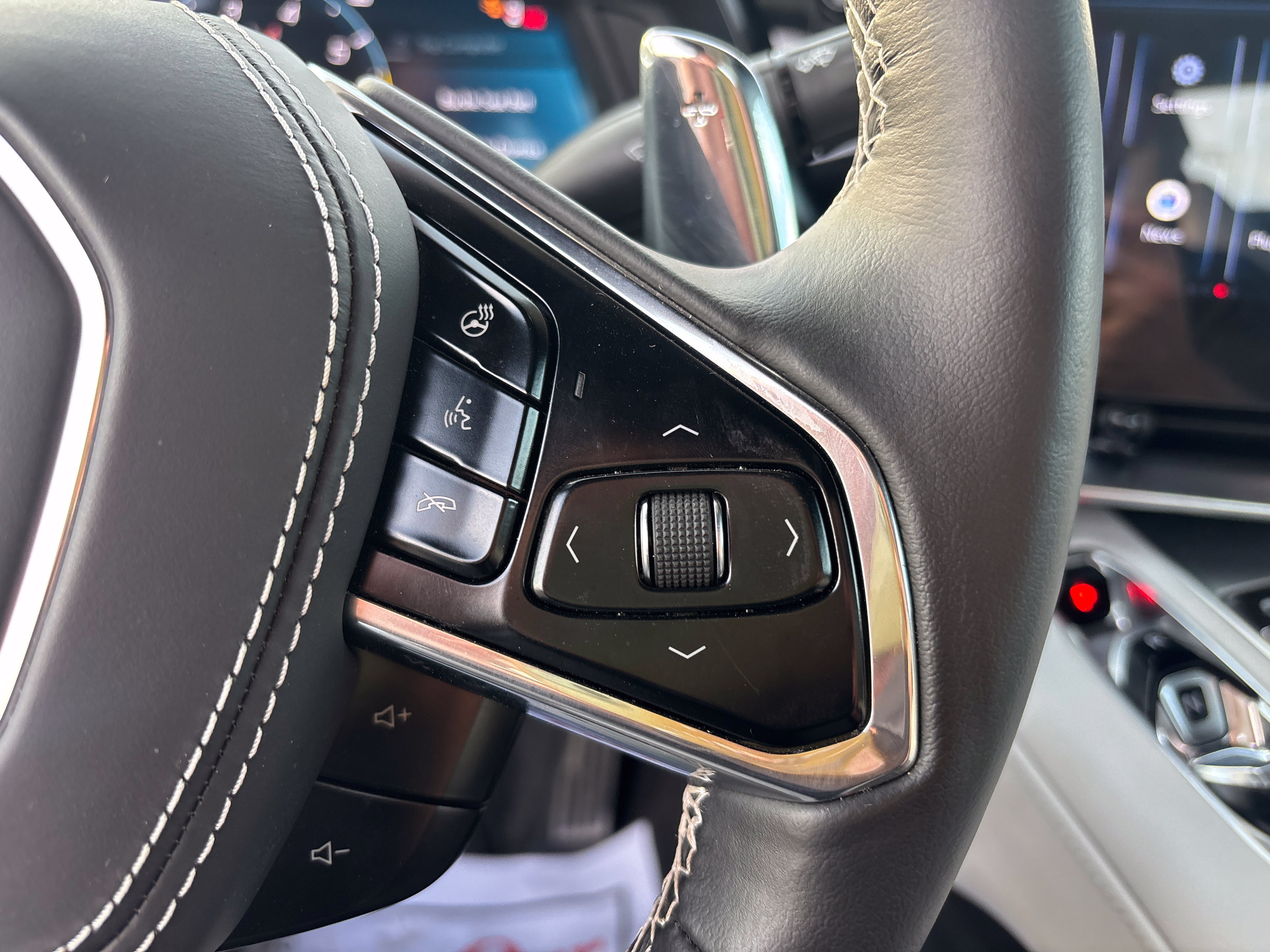 Used 2025 Chevrolet Corvette Stingray Preferred Conv w/ Z51 Performance Package RWD image 14