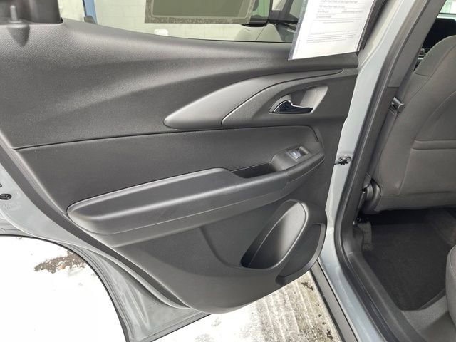 Used 2025 Chevrolet TrailBlazer LT w/ Driver Confidence Package image 20