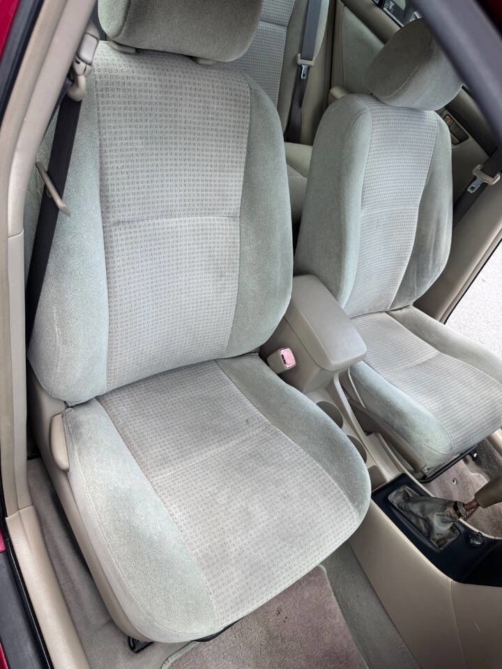 Used 2005 Toyota Corolla CE FWD image 13