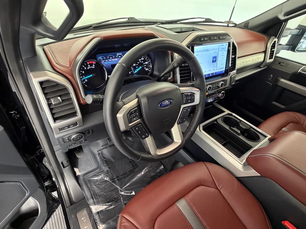 Used 2022 Ford F350 Platinum w/ Tremor Off-Road Package AWD/4WD image 14