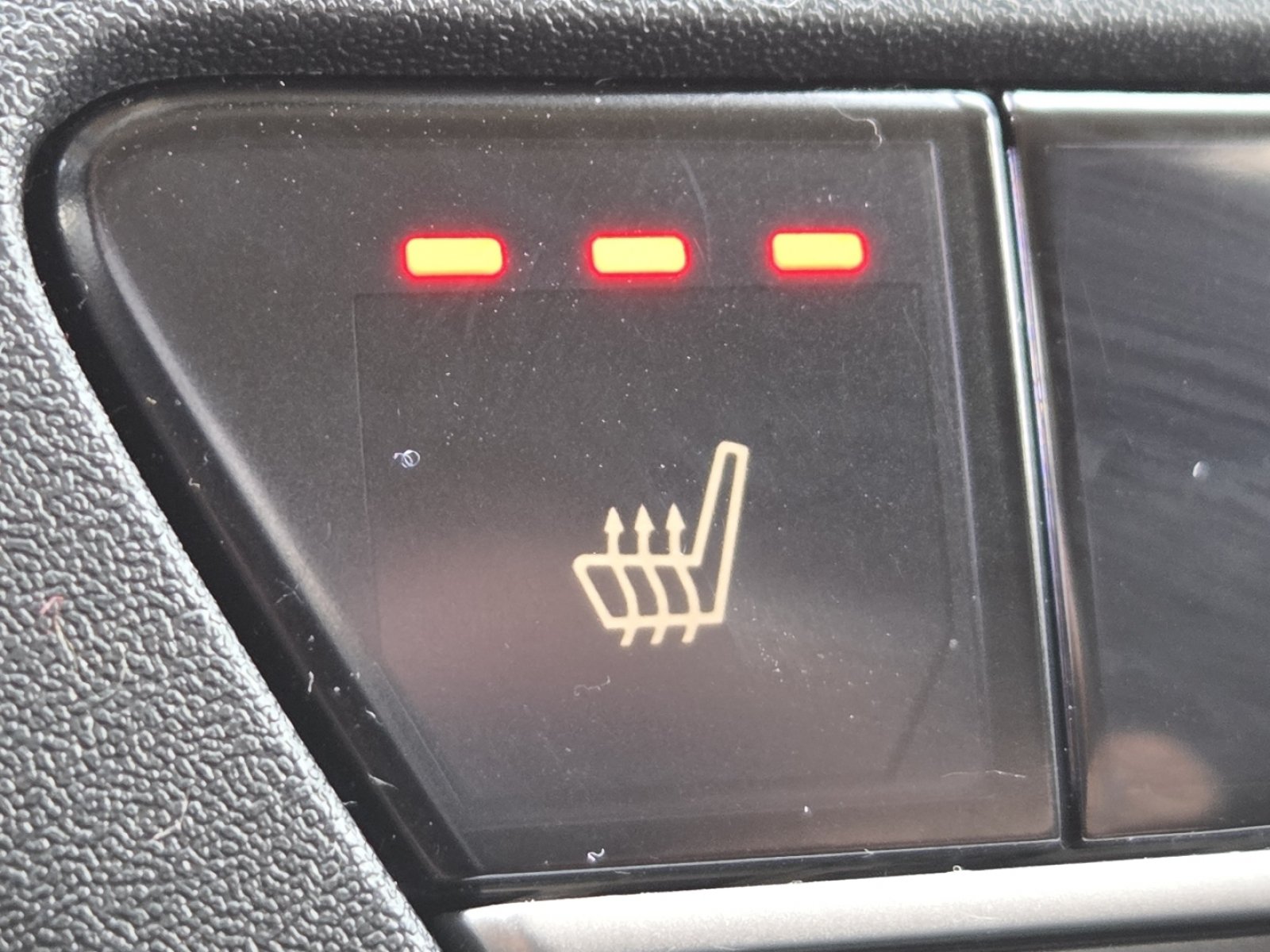 Used 2025 Honda CR-V EX image 5
