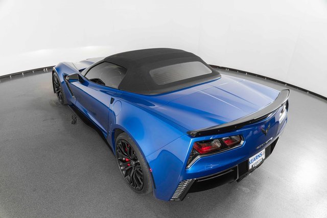 Used 2015 Chevrolet Corvette Z06 w/ 3LZ Preferred Equipment Group image 30
