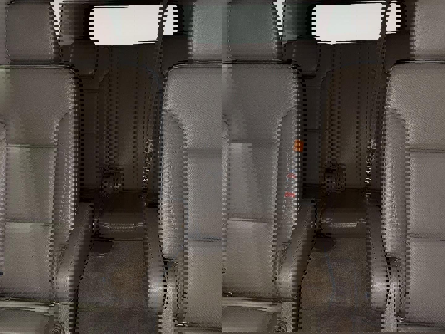 Used 2016 Chevrolet Suburban LTZ image 23