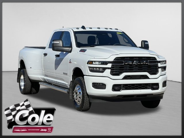 Used 2025 RAM 3500 Big Horn AWD/4WD image 1