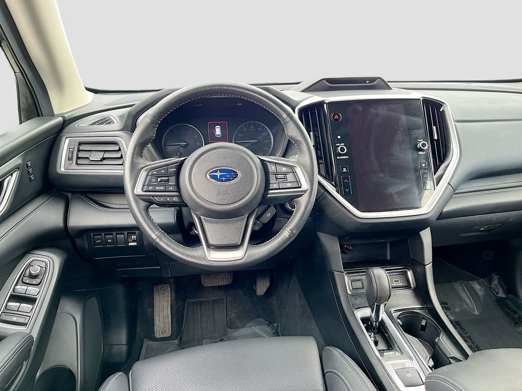 Used 2024 Subaru Ascent Limited AWD/4WD image 23
