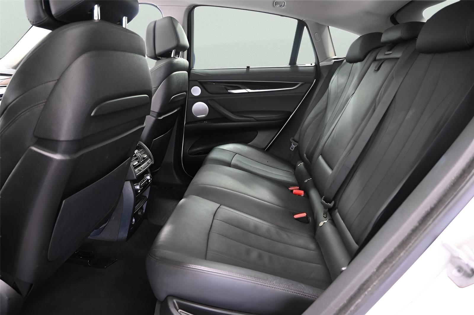 Used 2015 BMW X6 xDrive35i image 13