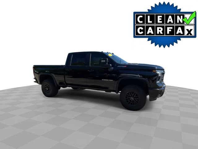 Used 2024 Chevrolet Silverado 2500 ZR2 w/ Technology Package AWD/4WD image 2