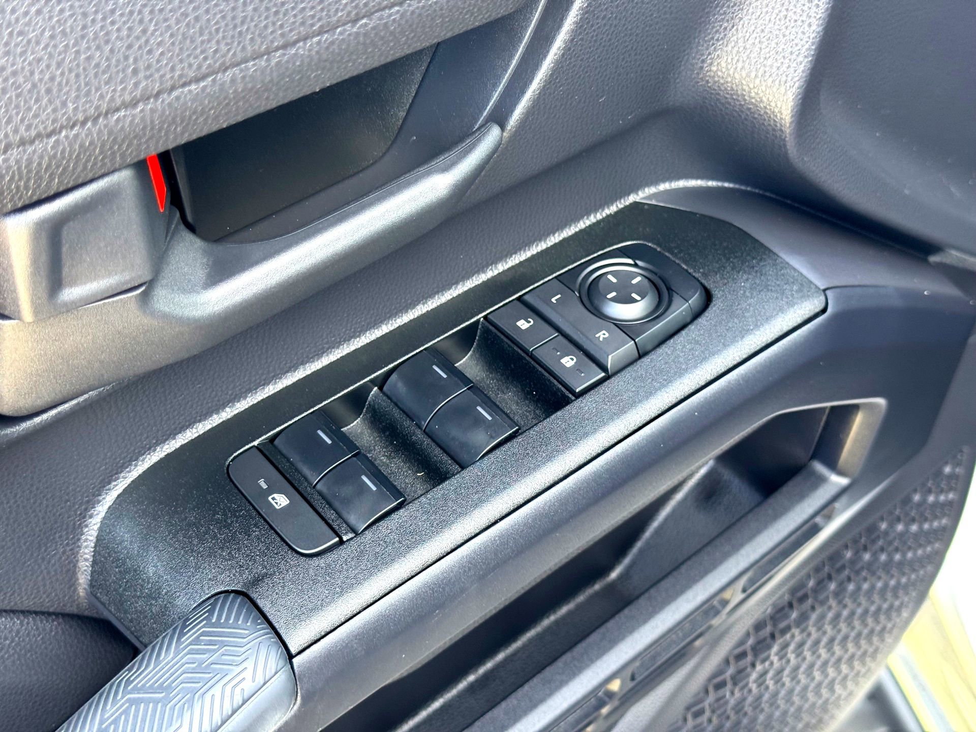 Used 2025 Toyota 4Runner TRD Off-Road image 17