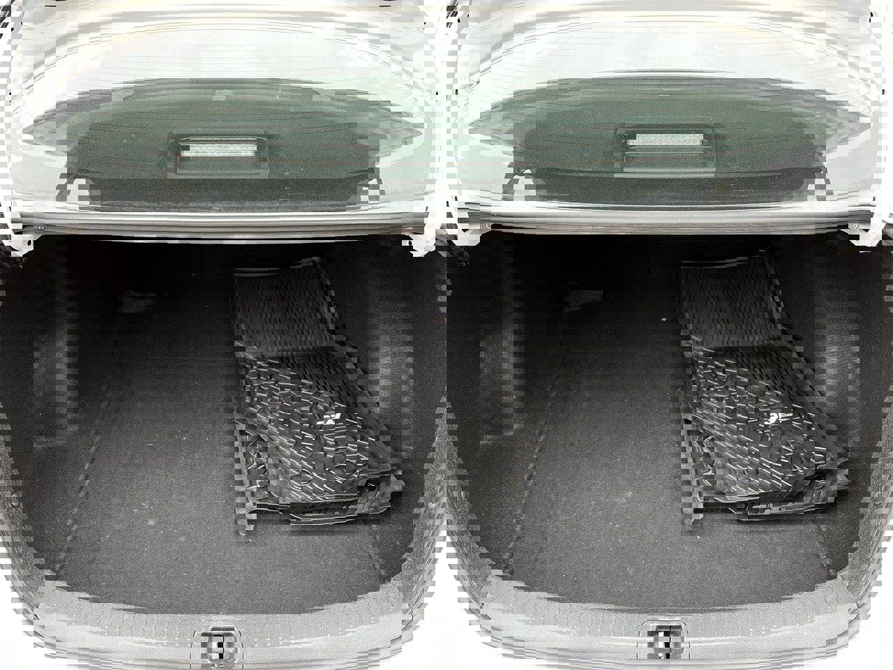 Used 2024 Toyota Corolla LE image 25