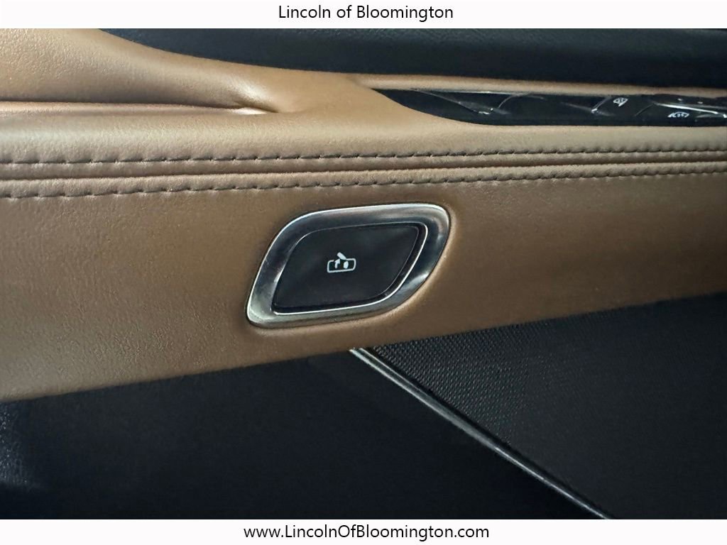 Certified 2023 Lincoln Aviator Grand Touring w/ Equipment Group 301A AWD/4WD image 40