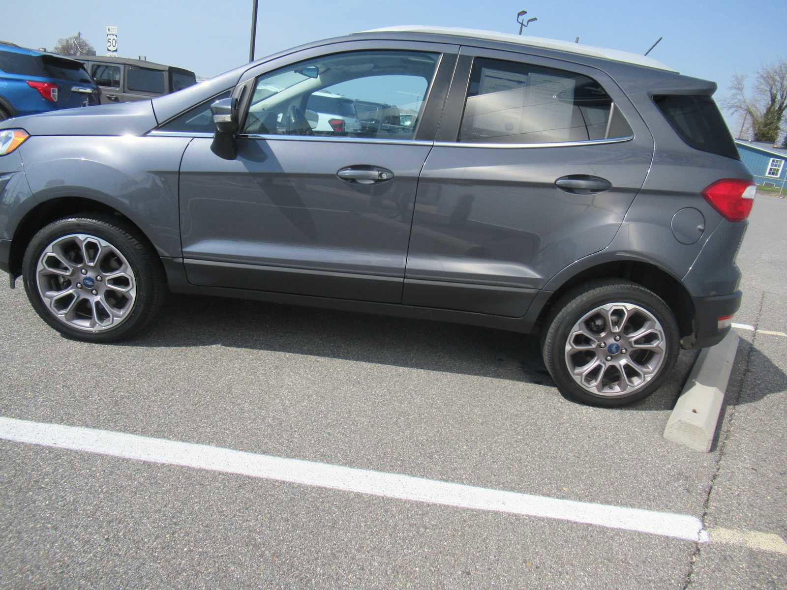 Used 2022 Ford EcoSport Titanium w/ Interior Protection Package image 8