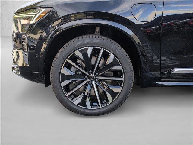 New 2026 Volvo XC90 T8 Plus w/ Protection Package AWD/4WD image 10