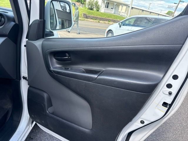 Used 2015 Chevrolet City Express LT w/ Appearance Package FWD image 25