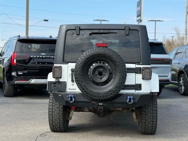 Used 2012 Jeep Wrangler Unlimited Sahara w/ Dual Top Group image 33