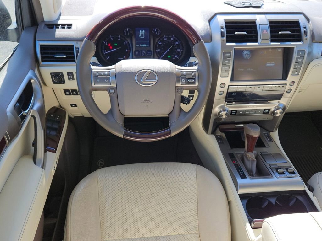 Used 2019 Lexus GX 460 Premium w/ Premium Package AWD/4WD image 12