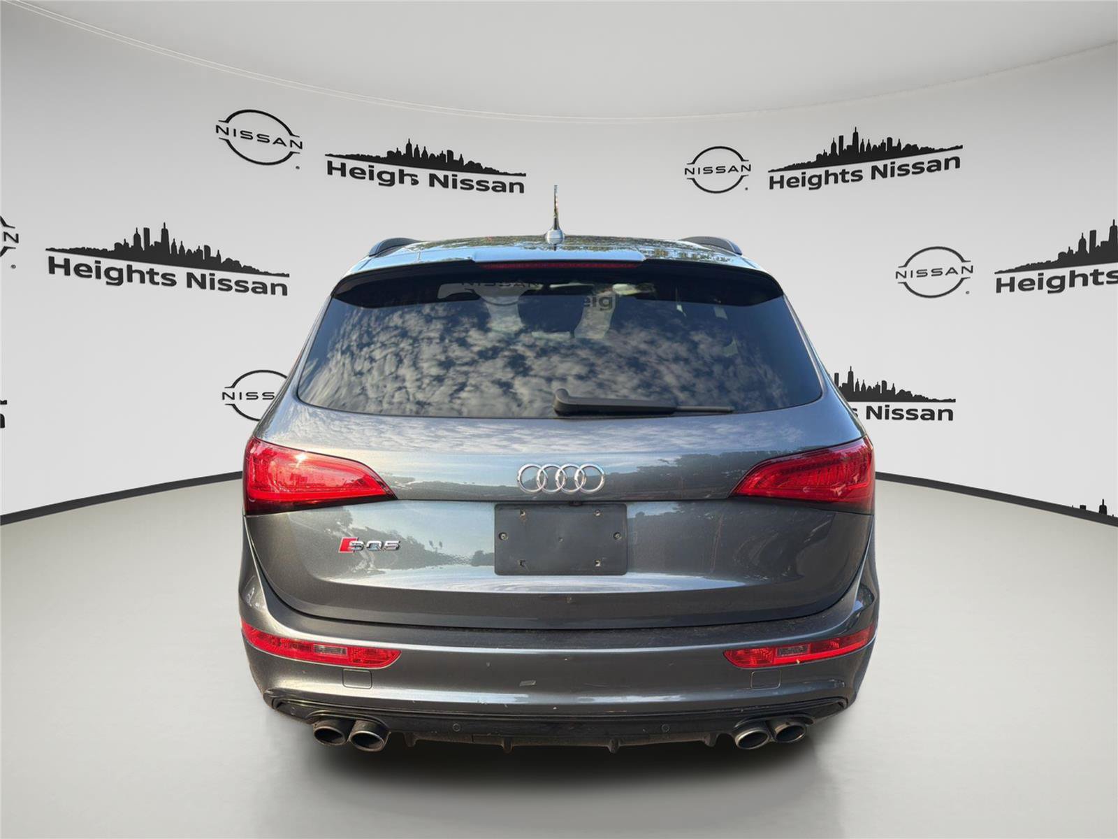 Used 2017 Audi SQ5 Premium Plus AWD/4WD image 3