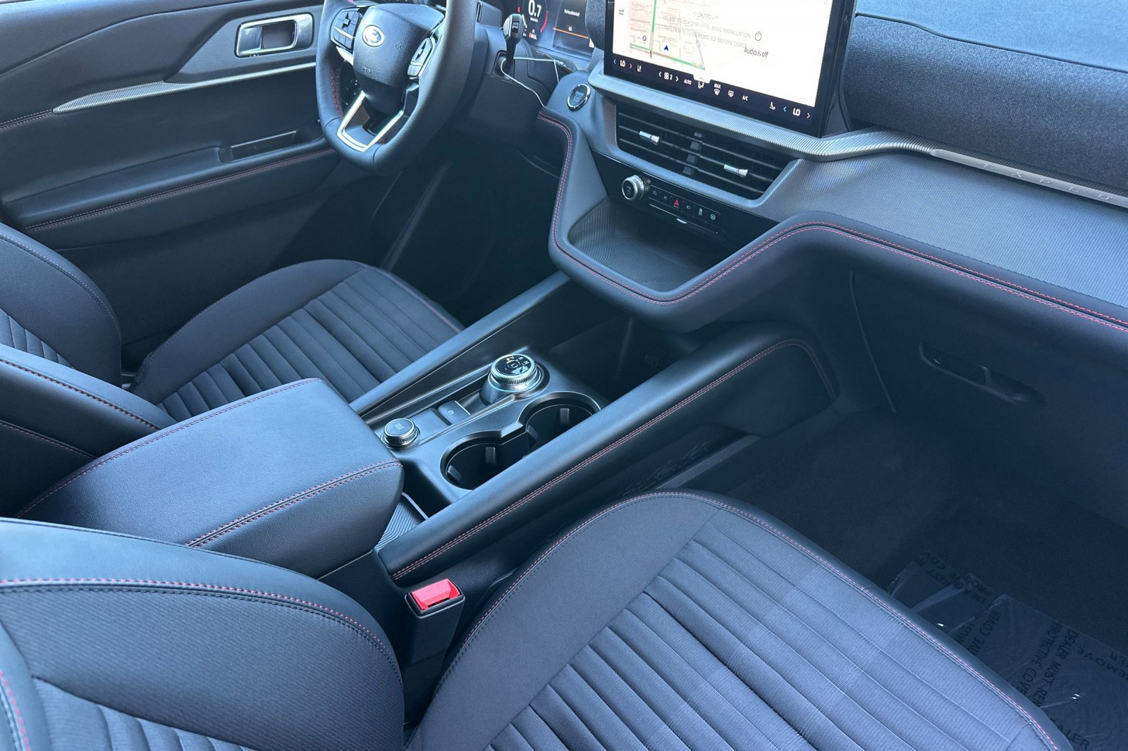 New 2026 Ford Explorer ST-Line w/ ST-Line Street Pack image 17