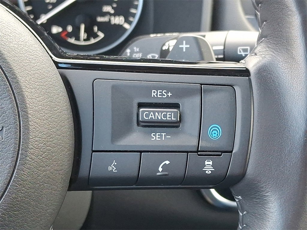 Used 2023 Nissan Rogue SL w/ SL Premium Package image 10