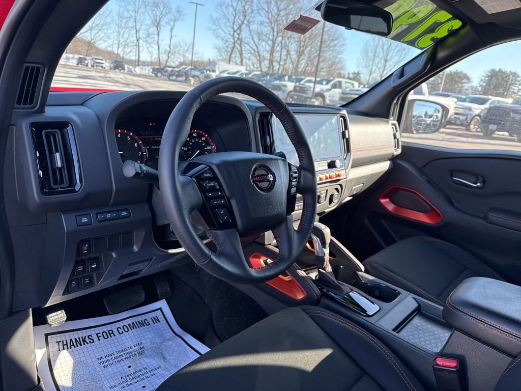 Used 2025 Nissan Frontier PRO-4X image 20