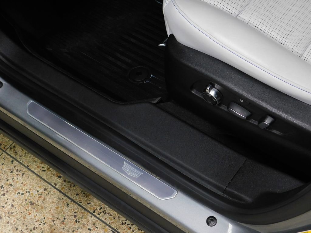 Used 2024 Cadillac XT4 Sport image 27