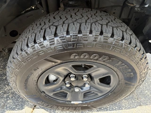 Used 2020 Jeep Wrangler Sport AWD/4WD image 20