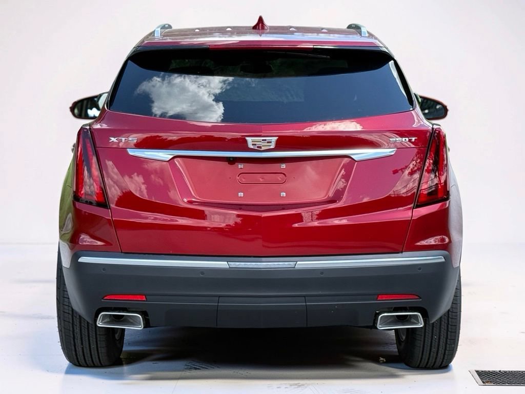 New 2026 Cadillac XT5 Luxury FWD image 11