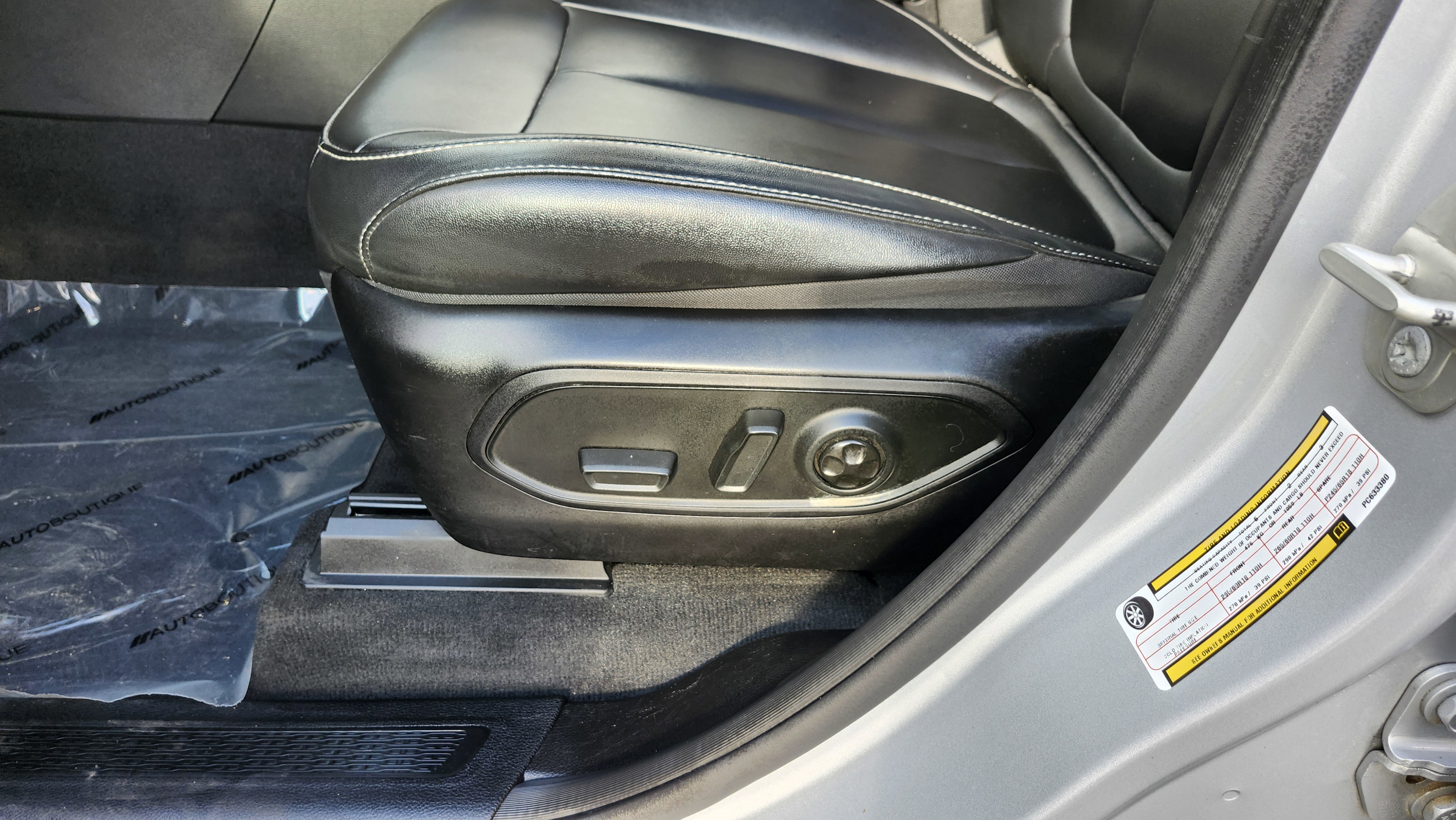 Used 2023 Jeep Grand Cherokee 4WD 4xe image 27