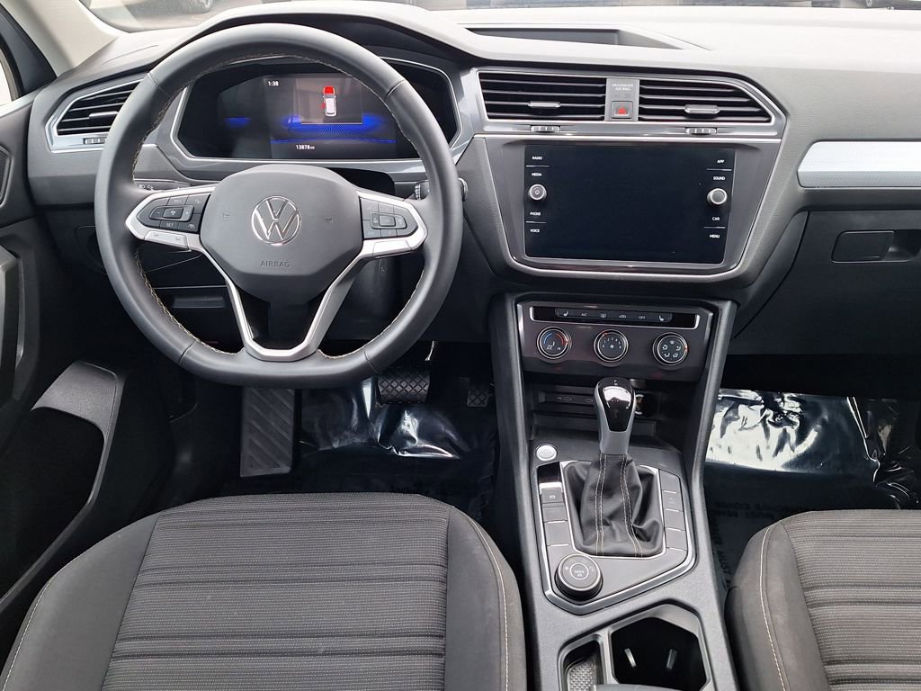 Used 2024 Volkswagen Tiguan S image 14