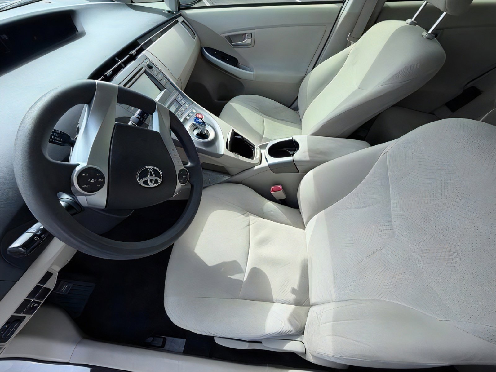 Used 2013 Toyota Prius Three image 13