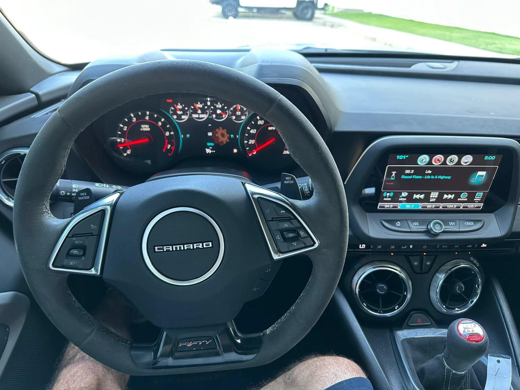 Used 2017 Chevrolet Camaro SS RWD image 28