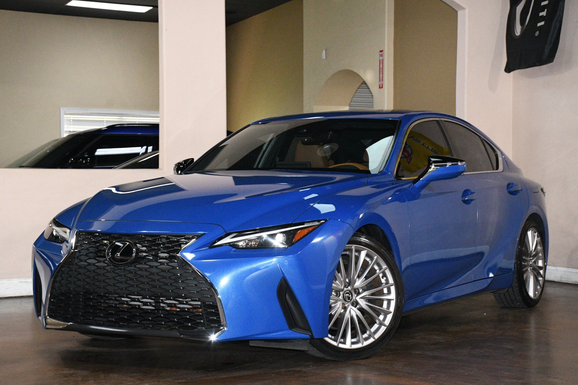 Used 2023 Lexus IS 300 w/ Premium Package RWD image 4