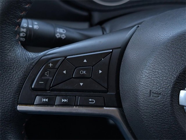 Used 2020 Nissan Versa SR w/ Convenience Package image 16