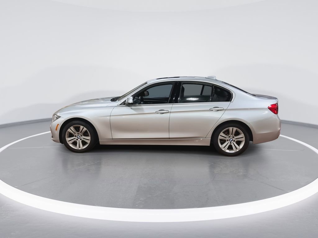 Used 2017 BMW 330i xDrive Sedan image 5