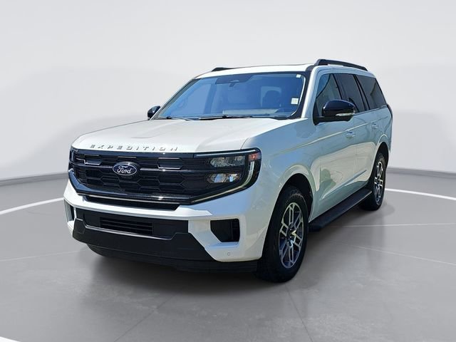 Certified 2025 Ford Expedition Active image 7