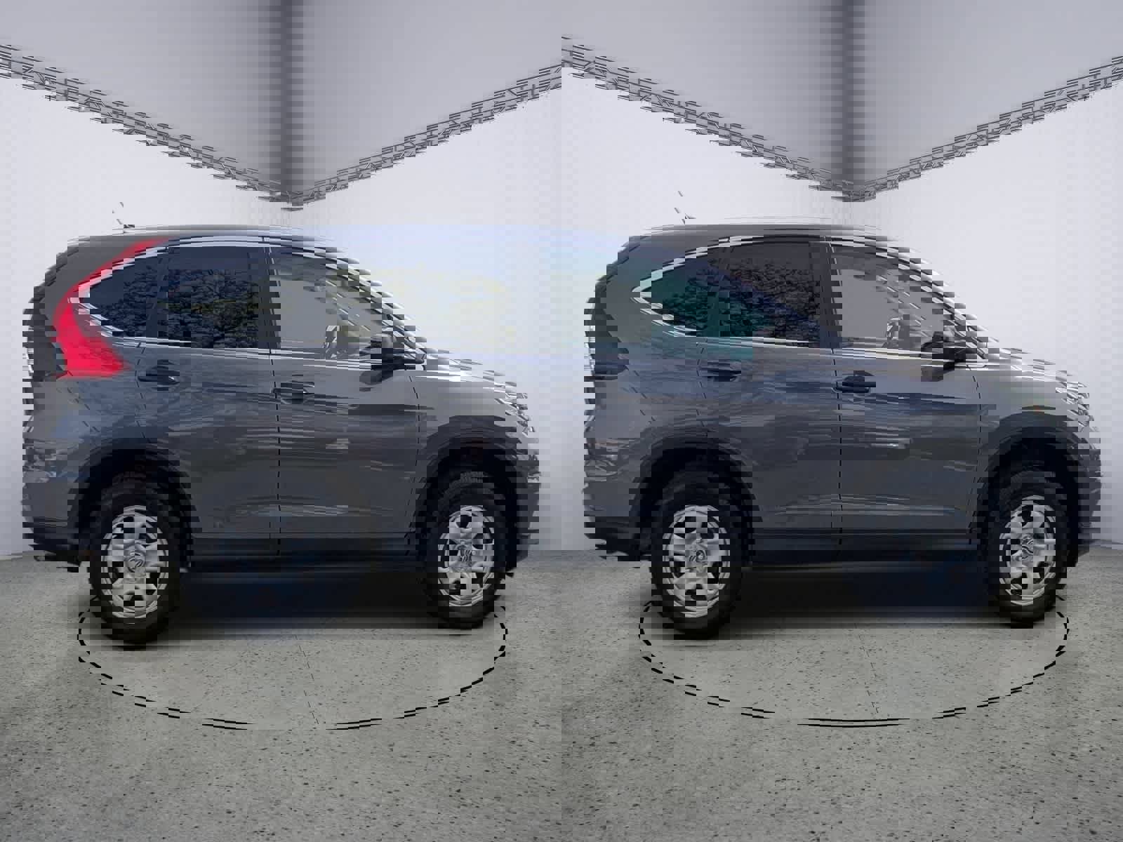 Used 2015 Honda CR-V LX image 2