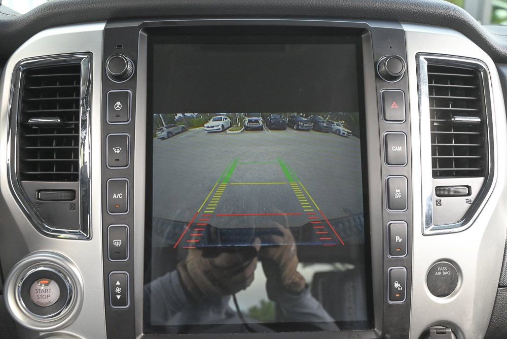 Used 2019 Nissan Titan PRO-4X image 26