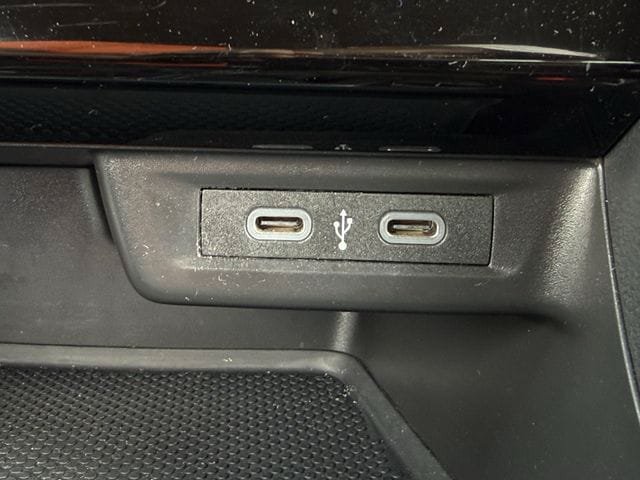 Used 2025 Volkswagen Jetta Sport FWD image 19